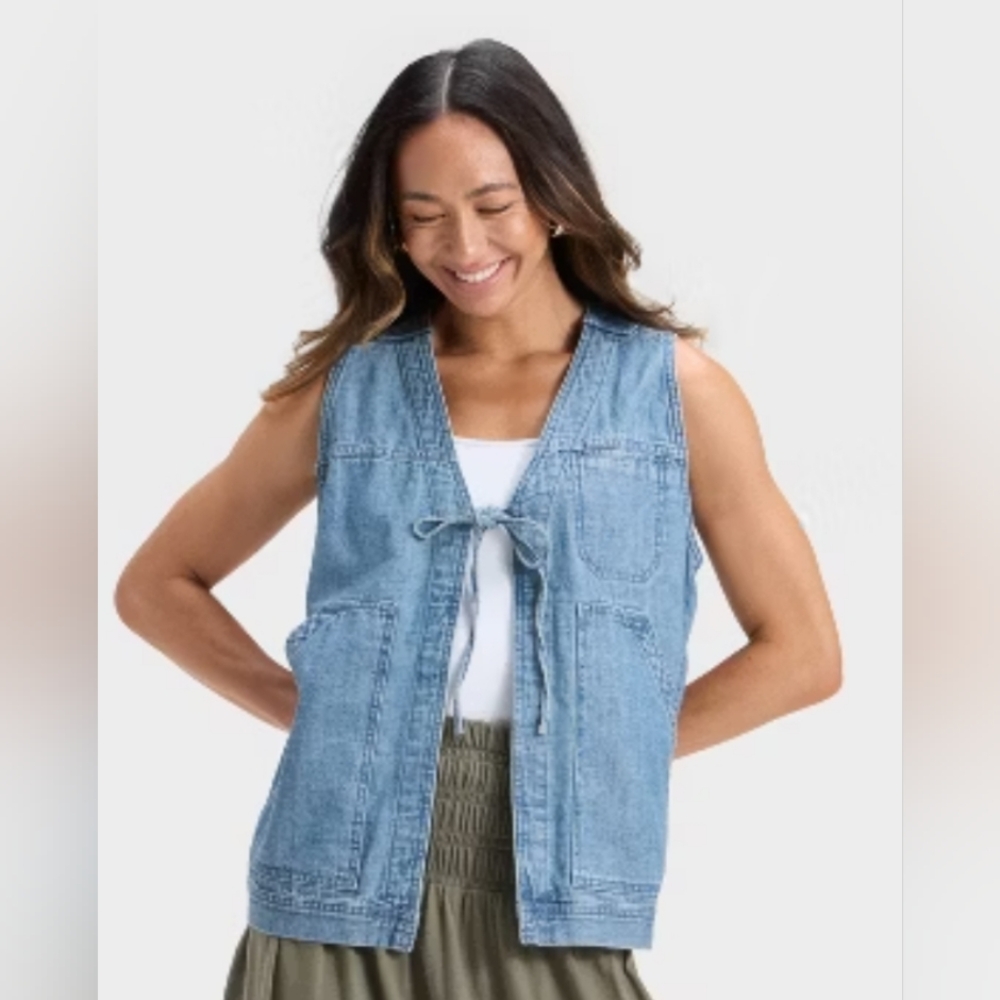 Universal Thread Light Blue Denim Tie-Front Vest